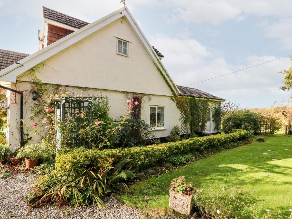 Claire'S Cottage Poughill  ภายนอก รูปภาพ