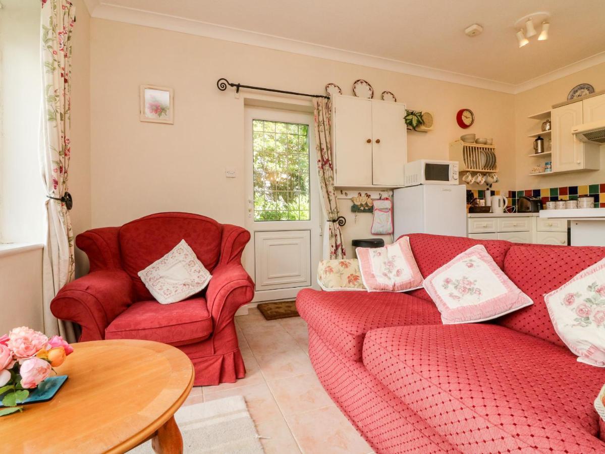 Claire'S Cottage Poughill  ภายนอก รูปภาพ