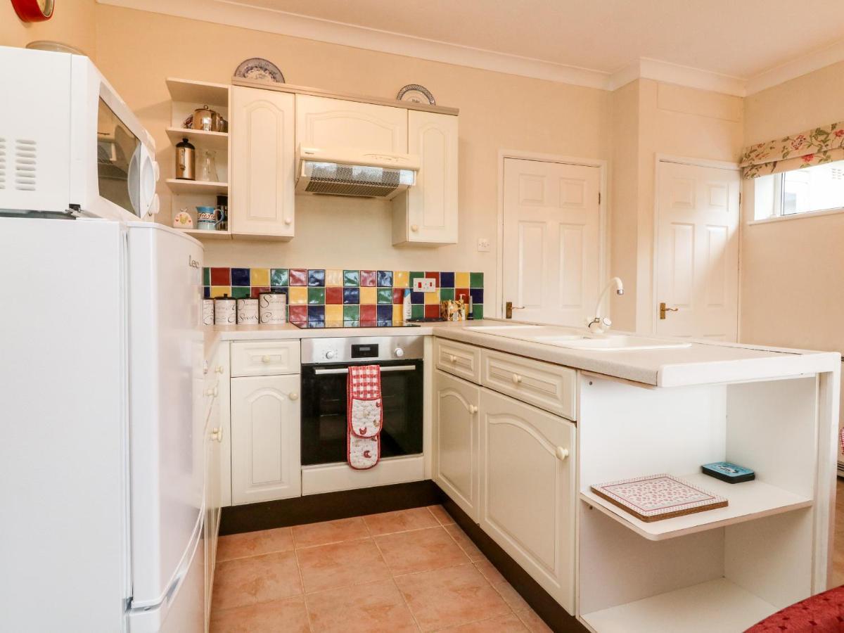 Claire'S Cottage Poughill  ภายนอก รูปภาพ